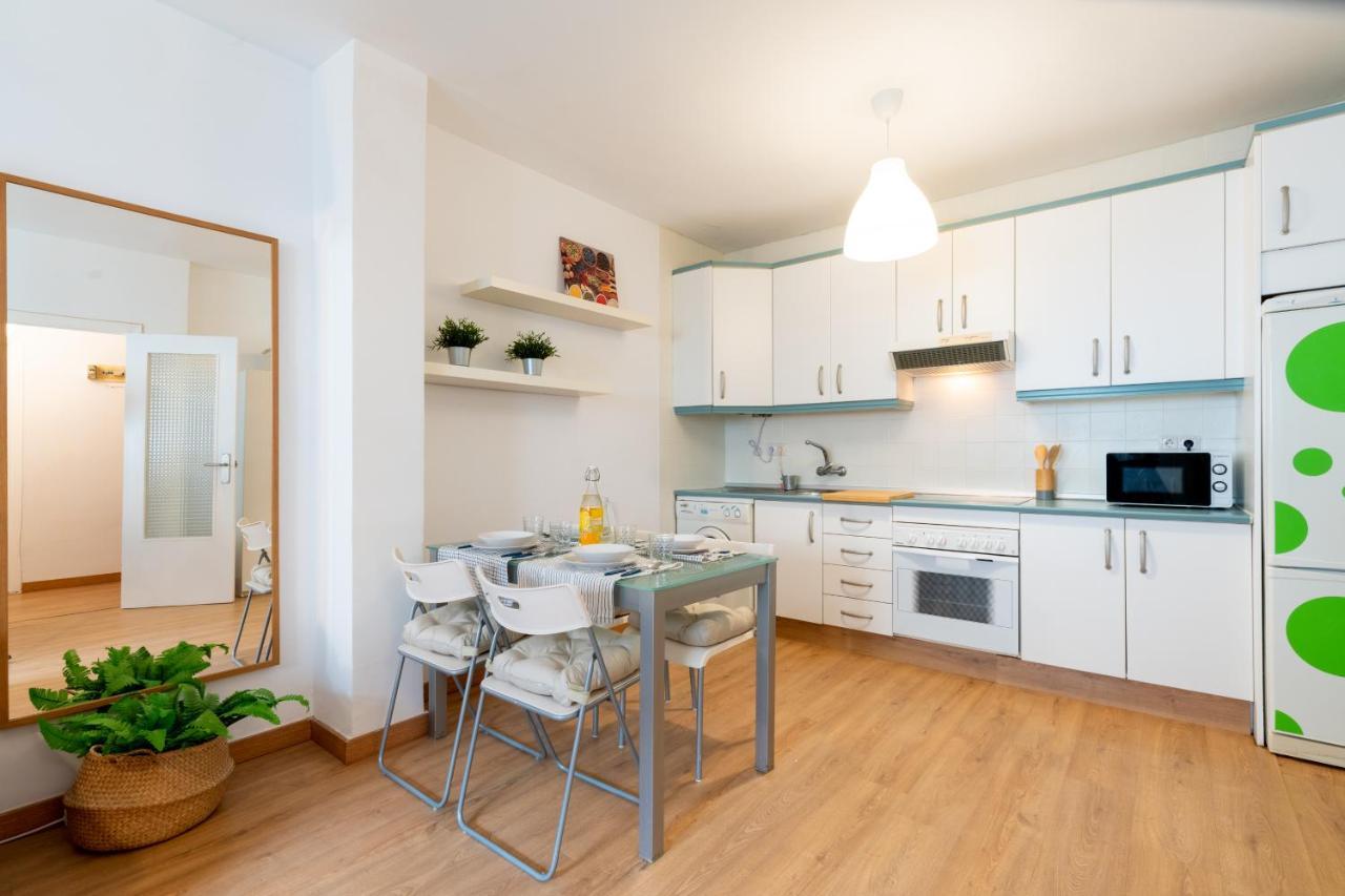 Cr Alameda Amplio Y Traquilo Apartameto Para Parejas Севиля Екстериор снимка