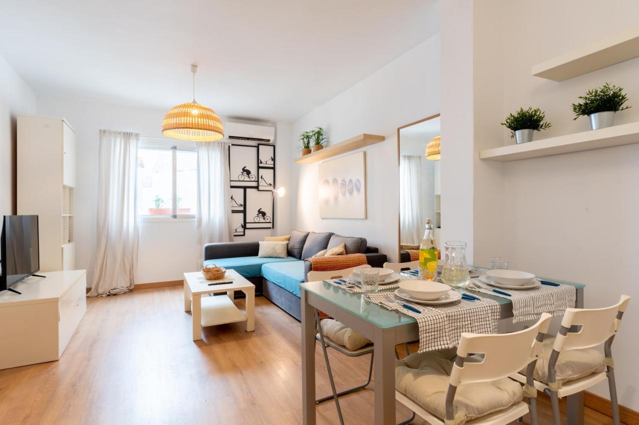 Cr Alameda Amplio Y Traquilo Apartameto Para Parejas Севиля Екстериор снимка